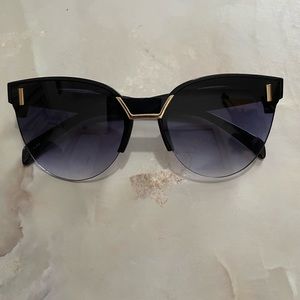Sunglasses Black Cat Eye Gold geometric detail in middle & corners never worn